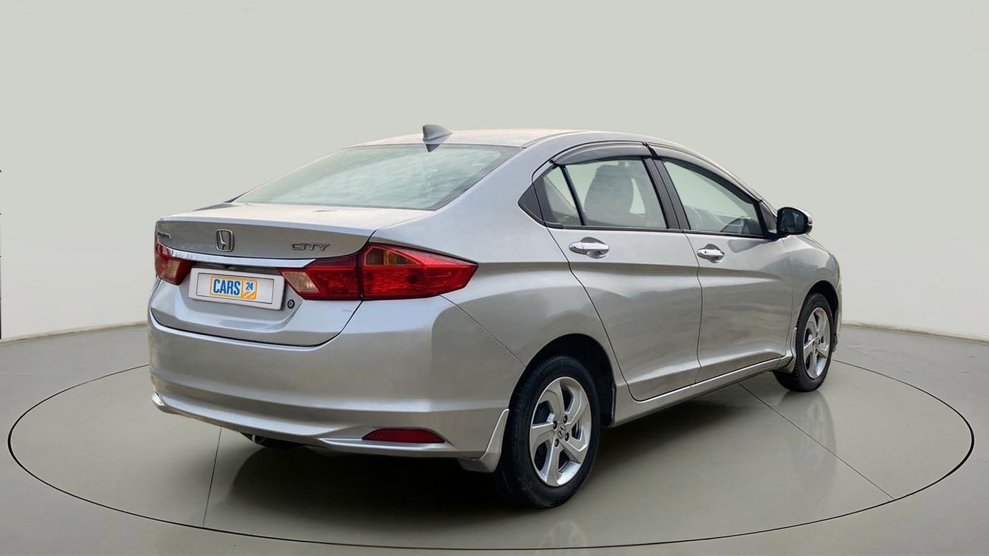 2015 Honda City 1.5L I-VTEC V MT, Petrol, Manual, 1,13,989 km, Right Back Diagonal