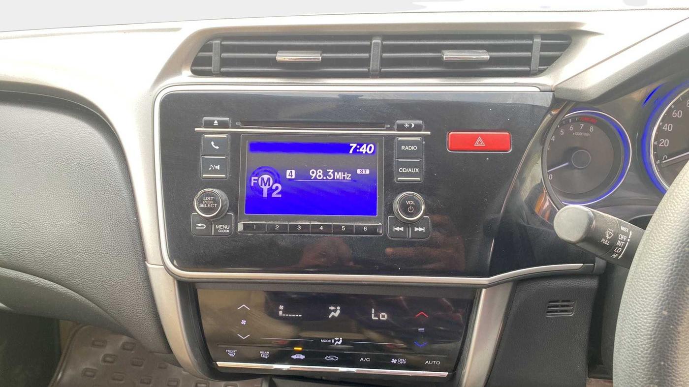 2015 Honda City 1.5L I-VTEC V MT, Petrol, Manual, 1,13,989 km, Air Conditioner