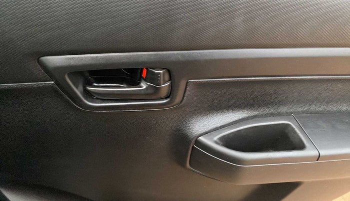 2020 Maruti S PRESSO VXI, Petrol, Manual, 12,836 km, Driver Side Door Panels Control