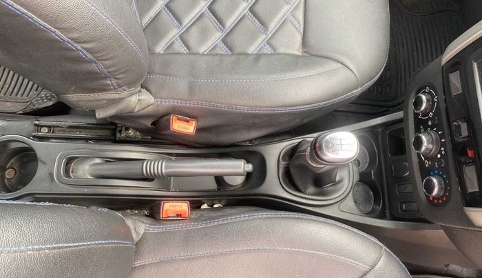 2019 Renault Duster RXS PETROL, Petrol, Manual, 21,114 km, Gear Lever