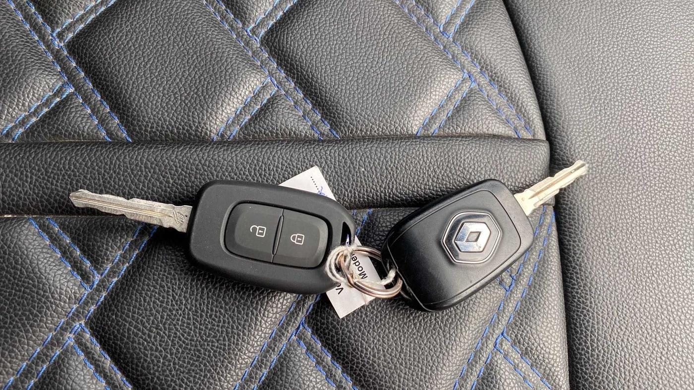 2019 Renault Duster RXS PETROL, Petrol, Manual, 21,114 km, Key Close Up