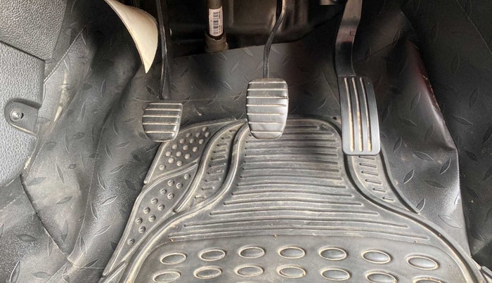 2019 Renault Duster RXS PETROL, Petrol, Manual, 21,114 km, Pedals