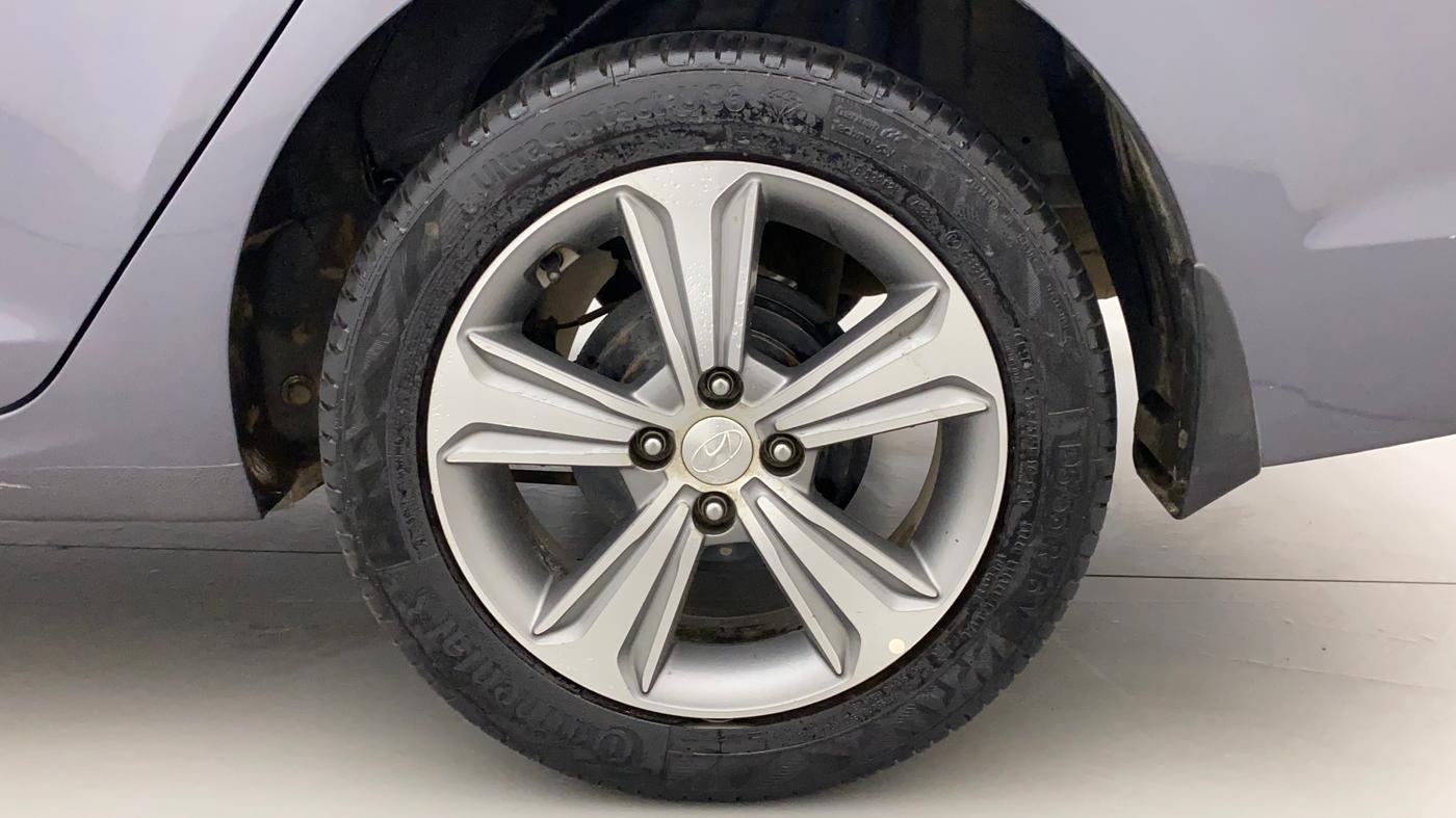 2018 Hyundai Verna 1.6 VTVT SX O, Petrol, Manual, 76,695 km, Left Rear Wheel