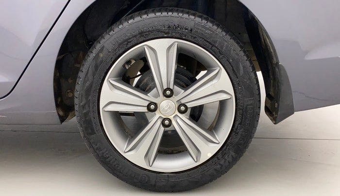 2018 Hyundai Verna 1.6 VTVT SX O, Petrol, Manual, 76,695 km, Left Rear Wheel