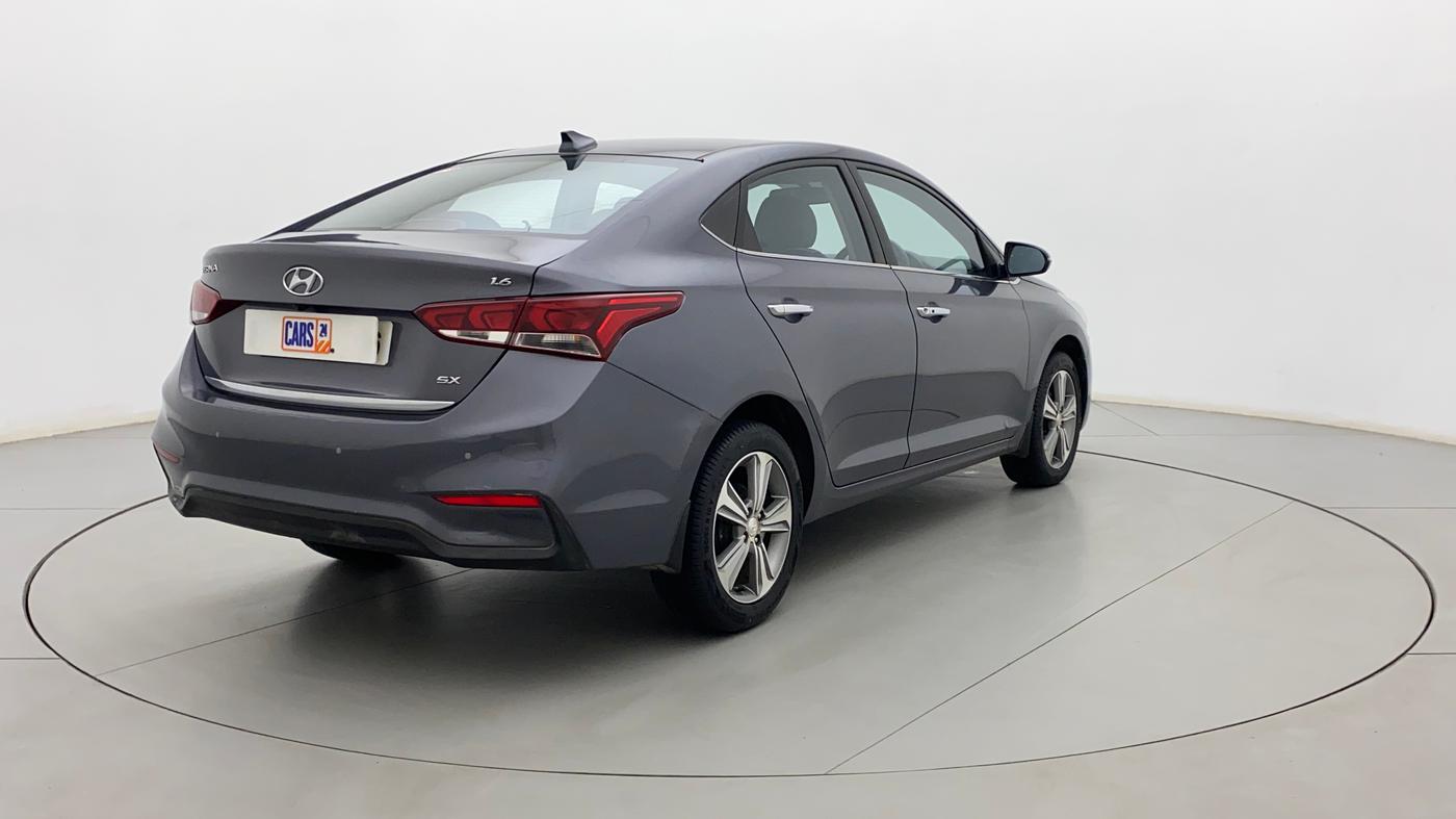 2018 Hyundai Verna 1.6 VTVT SX O, Petrol, Manual, 76,695 km, Right Back Diagonal