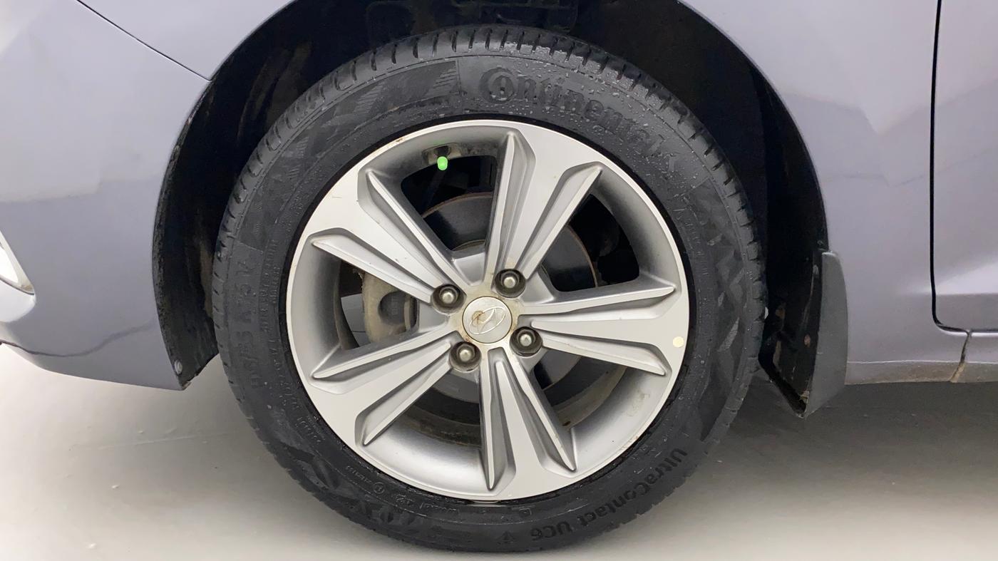 2018 Hyundai Verna 1.6 VTVT SX O, Petrol, Manual, 76,695 km, Left Front Wheel