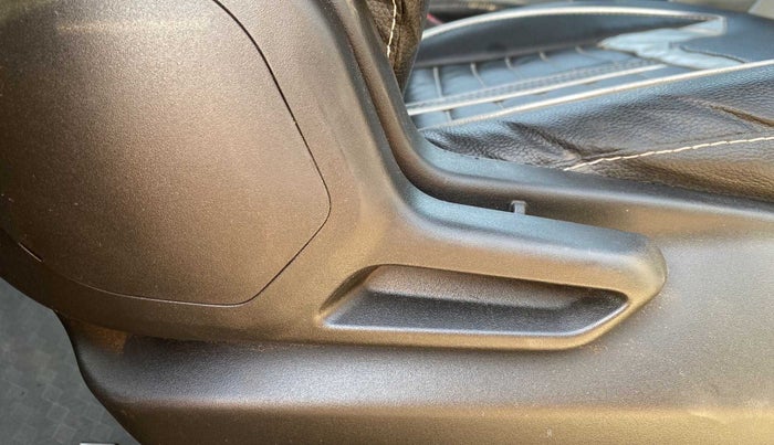 2021 Tata Tiago XT (O) PETROL, Petrol, Manual, 8,833 km, Driver Side Adjustment Panel