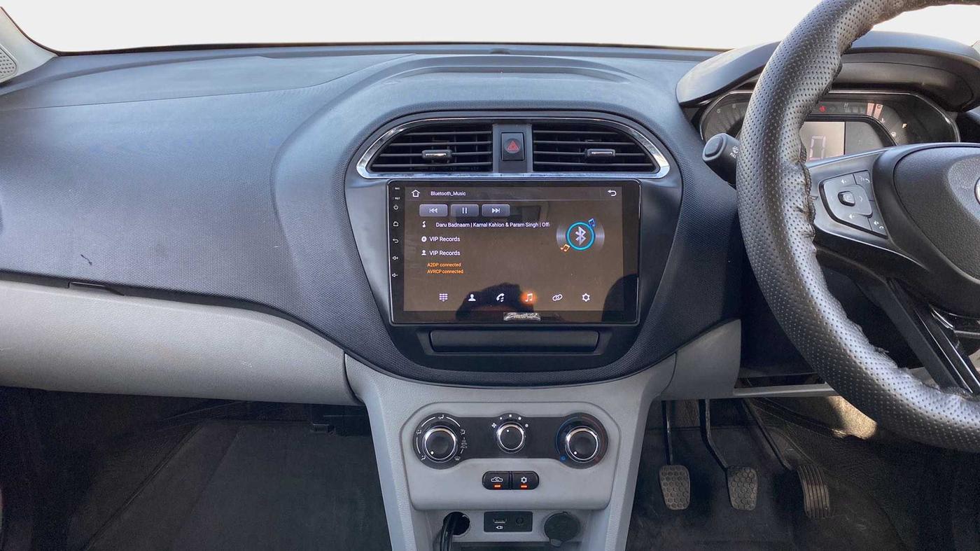 2021 Tata Tiago XT (O) PETROL, Petrol, Manual, 8,833 km, Air Conditioner