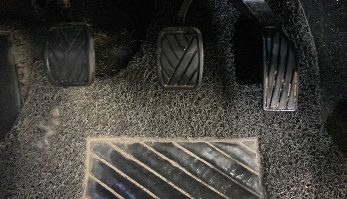 2020 Maruti S Cross ALPHA 1.5, Petrol, Manual, 37,466 km, Pedals