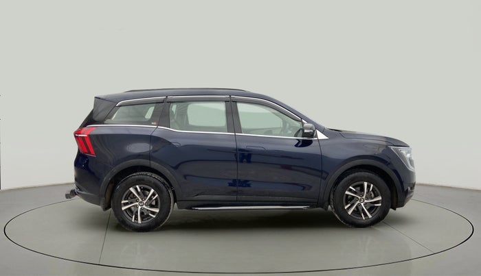 2022 Mahindra XUV700 AX 5 P MT 5 STR, Petrol, Manual, 9,739 km, Right Side View