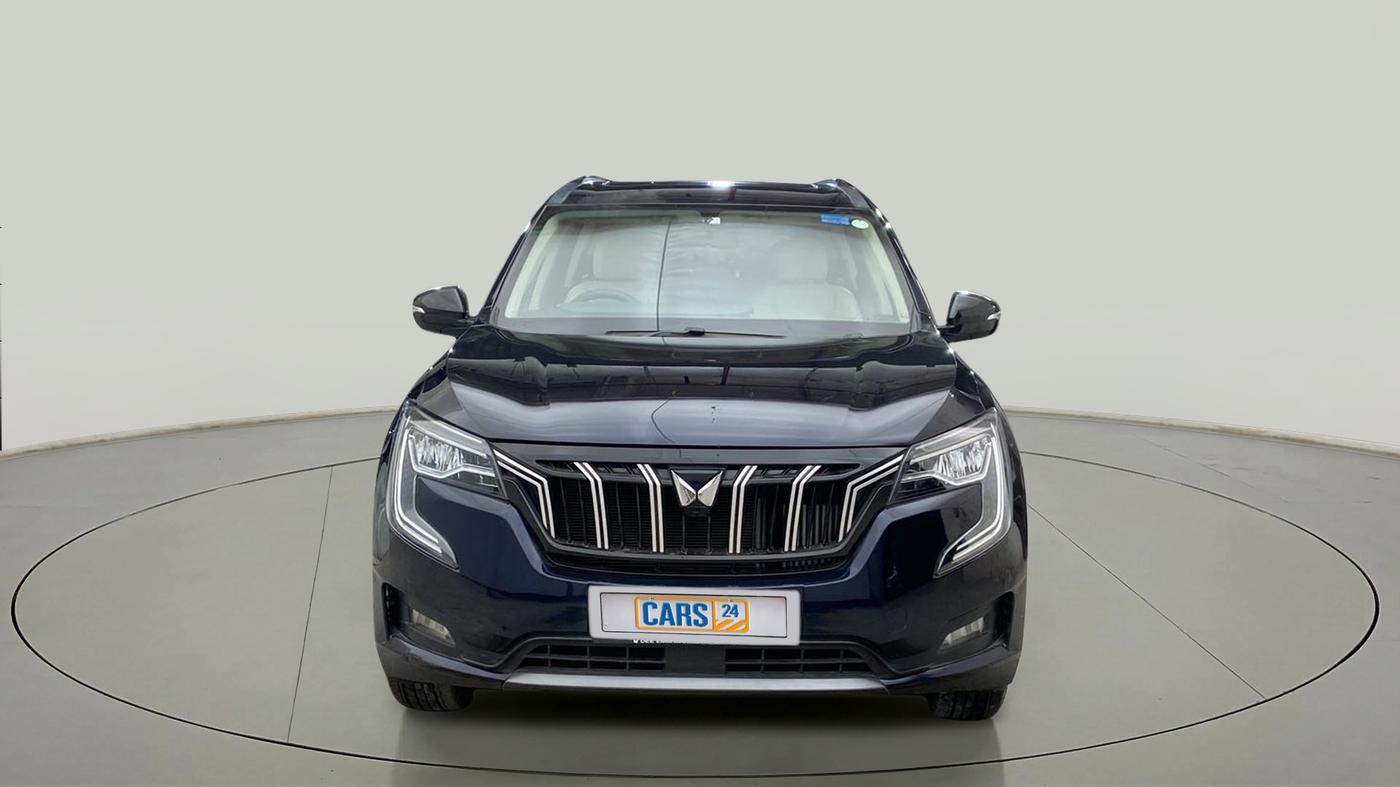2022 Mahindra XUV700 AX 5 P MT 5 STR, Petrol, Manual, 9,739 km, Front