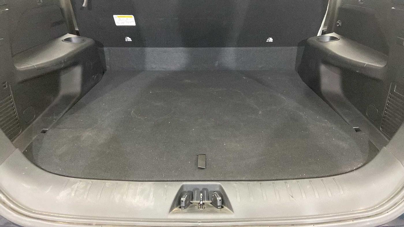 2022 Mahindra XUV700 AX 5 P MT 5 STR, Petrol, Manual, 9,739 km, Boot Inside