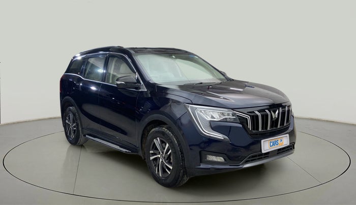 2022 Mahindra XUV700 AX 5 P MT 5 STR, Petrol, Manual, 9,739 km, Right Front Diagonal