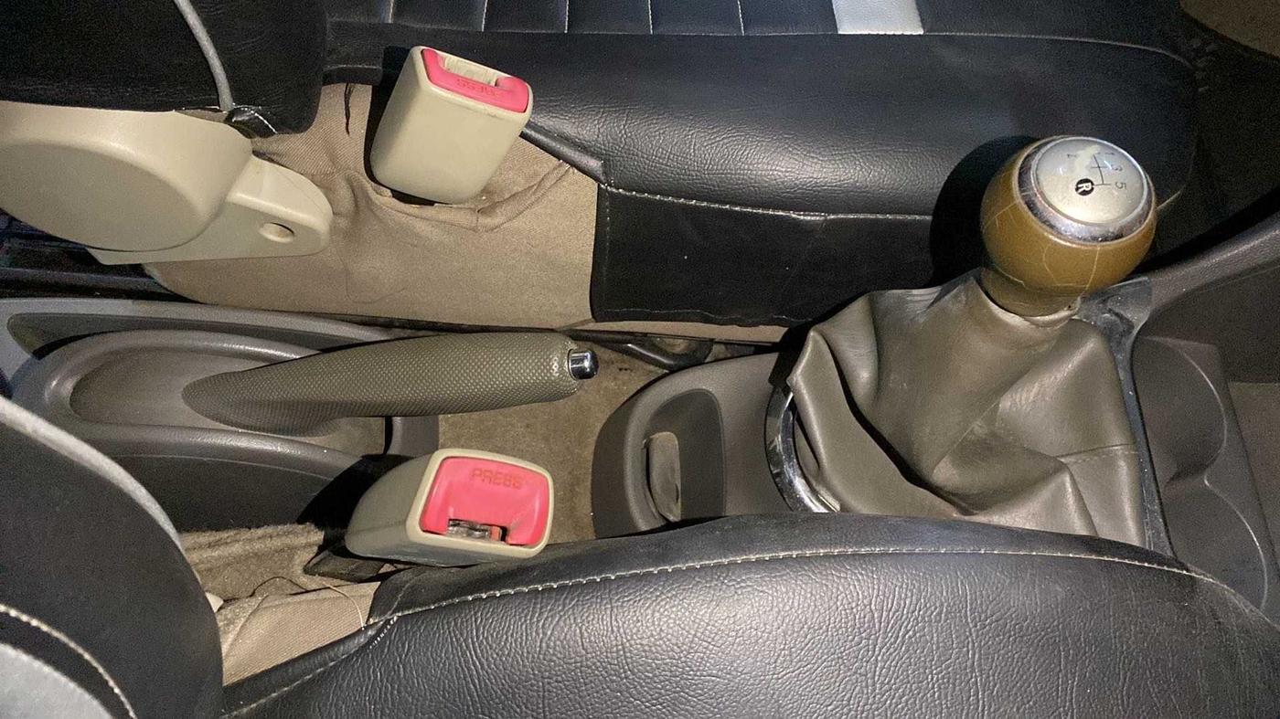 2013 Toyota Etios Liva V, Petrol, Manual, 75,671 km, Gear Lever