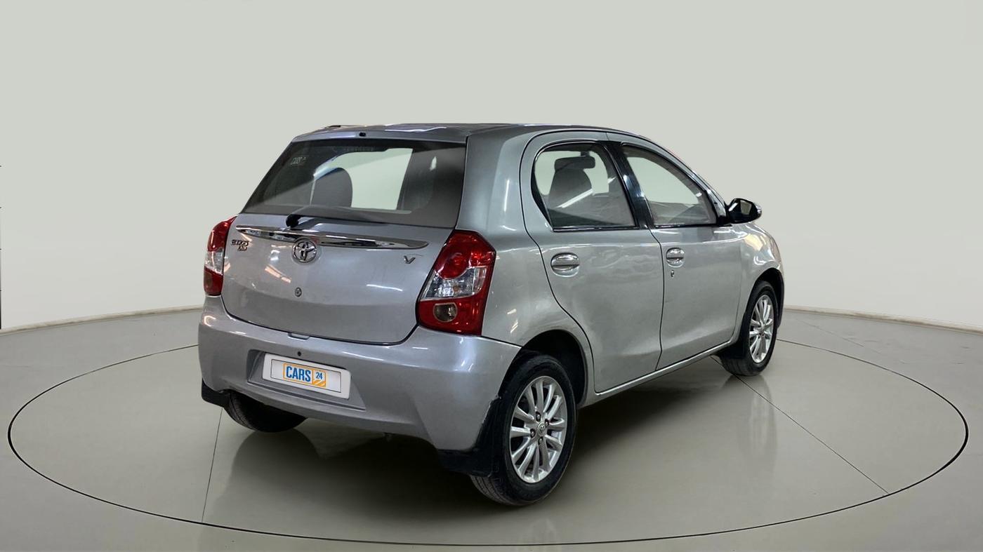 2013 Toyota Etios Liva V, Petrol, Manual, 75,671 km, Right Back Diagonal