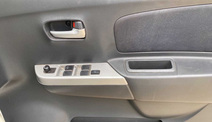 2012 Maruti Wagon R 1.0 VXI, Petrol, Manual, 15,729 km, Driver Side Door Panels Control