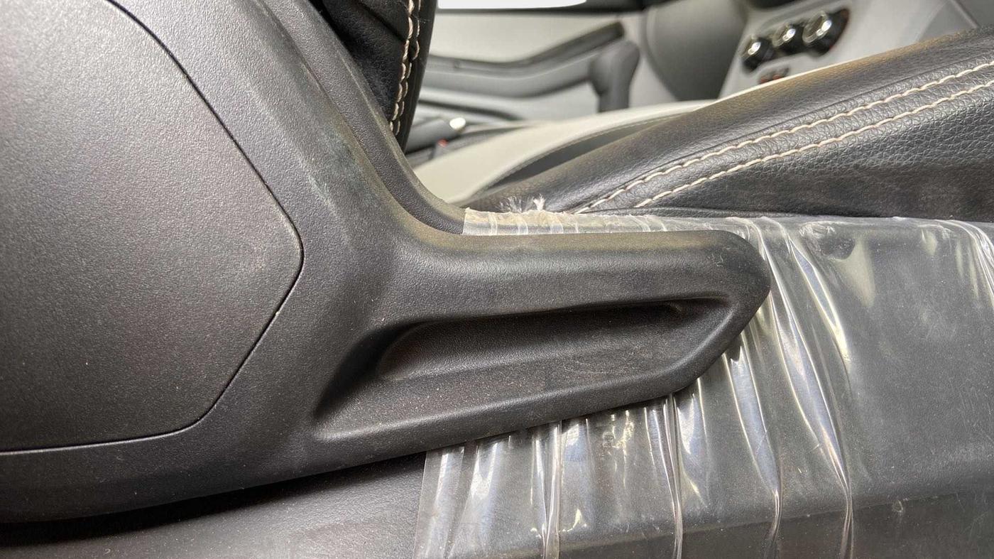 2023 Tata Tiago XM CNG, CNG, Manual, 3,773 km, Driver Side Adjustment Panel