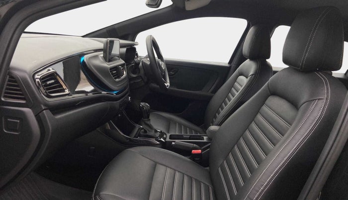 2022 Tata ALTROZ XZA PLUS DARK EDTION, Petrol, Automatic, 8,266 km, Right Side Front Door Cabin