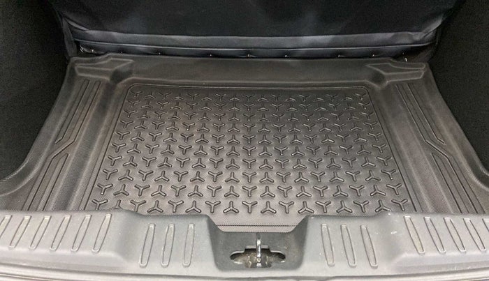 2022 Tata ALTROZ XZA PLUS DARK EDTION, Petrol, Automatic, 8,266 km, Boot Inside