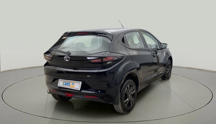 2022 Tata ALTROZ XZA PLUS DARK EDTION, Petrol, Automatic, 8,266 km, Right Back Diagonal