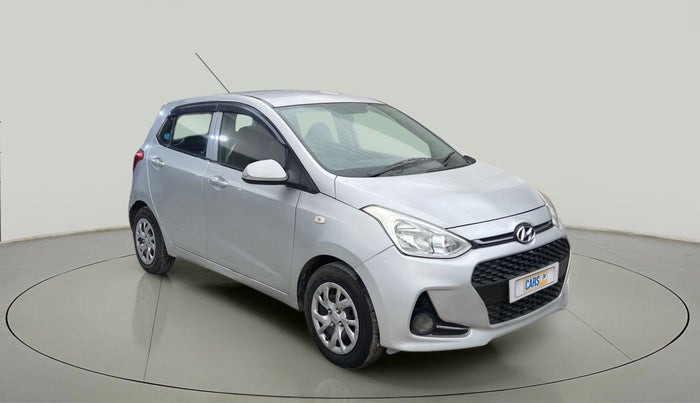 2017 Hyundai Grand i10 MAGNA 1.2 KAPPA VTVT, CNG, Manual, 1,09,112 km, Right Front Diagonal