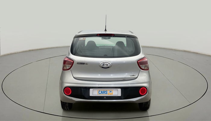 2017 Hyundai Grand i10 MAGNA 1.2 KAPPA VTVT, CNG, Manual, 1,09,112 km, Back/Rear