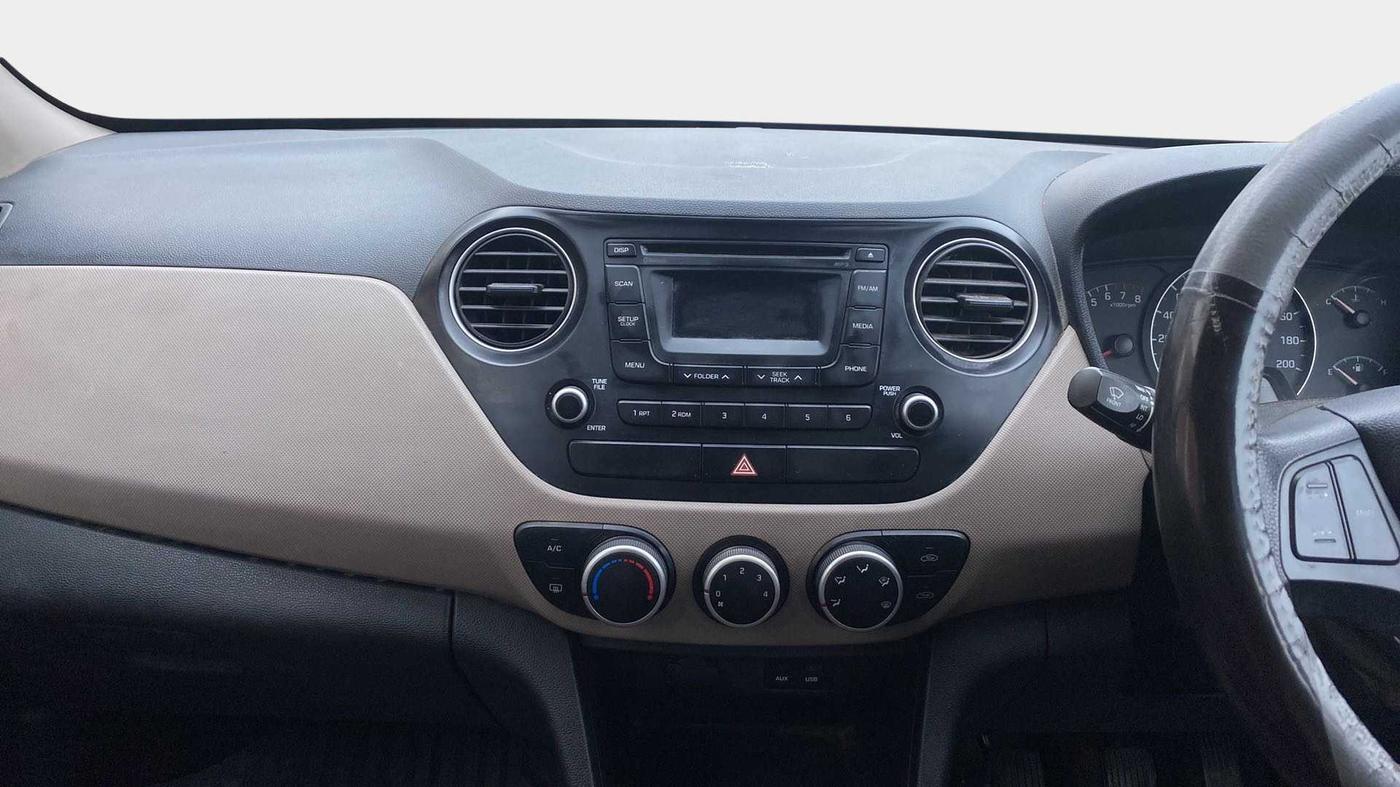 2015 Hyundai Grand i10 SPORTZ 1.2 KAPPA VTVT, Petrol, Manual, 42,322 km, Air Conditioner