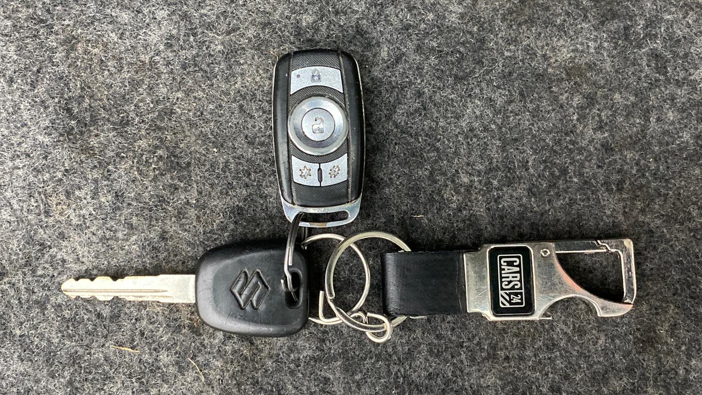 2011 Maruti 800 AC, Petrol, Manual, 42,688 km, Key Close Up