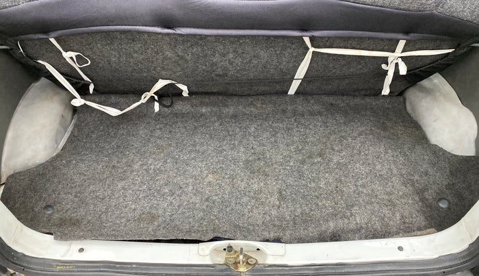 2011 Maruti 800 AC, Petrol, Manual, 42,688 km, Boot Inside