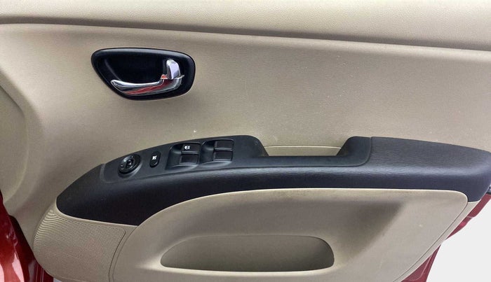 2013 Hyundai i10 SPORTZ 1.2, Petrol, Manual, 55,407 km, Driver Side Door Panels Control