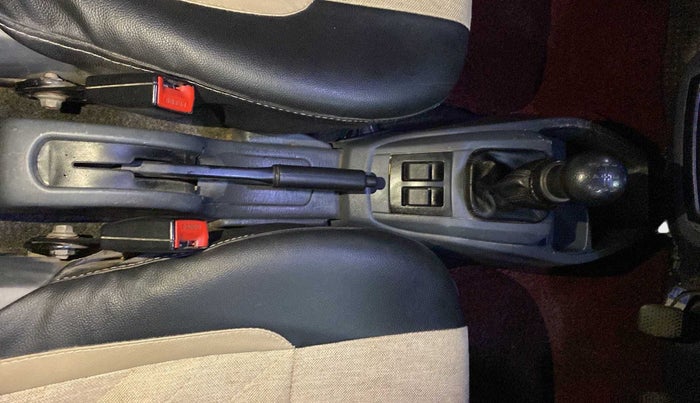 2014 Maruti Alto 800 LXI, Petrol, Manual, 1,06,112 km, Gear Lever