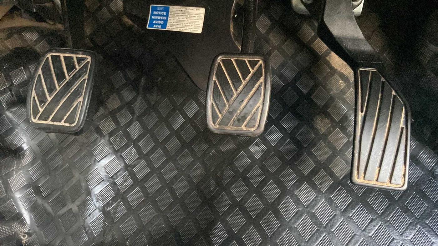 2017 Maruti Swift Dzire VXI (O), Petrol, Manual, 60,600 km, Pedals