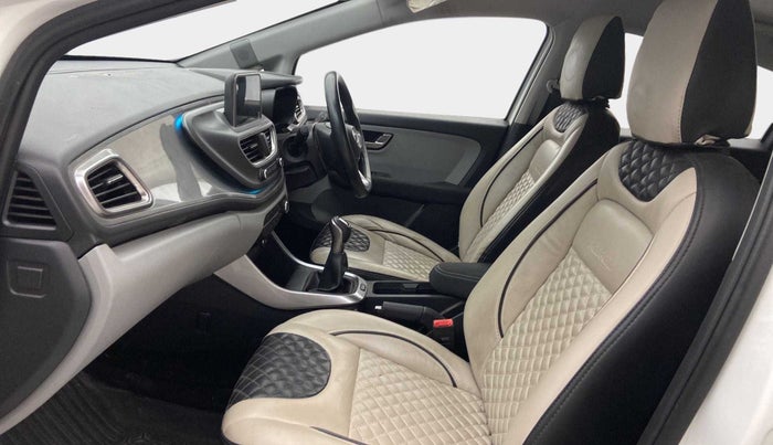 2020 Tata ALTROZ XZ PETROL, Petrol, Manual, 21,573 km, Right Side Front Door Cabin
