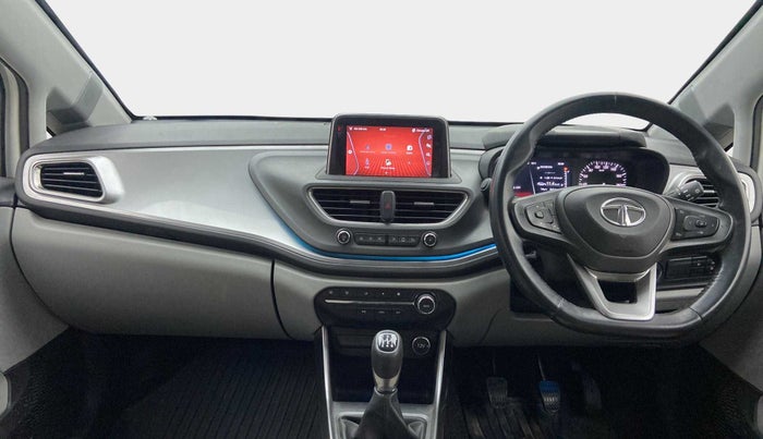 2020 Tata ALTROZ XZ PETROL, Petrol, Manual, 21,573 km, Dashboard