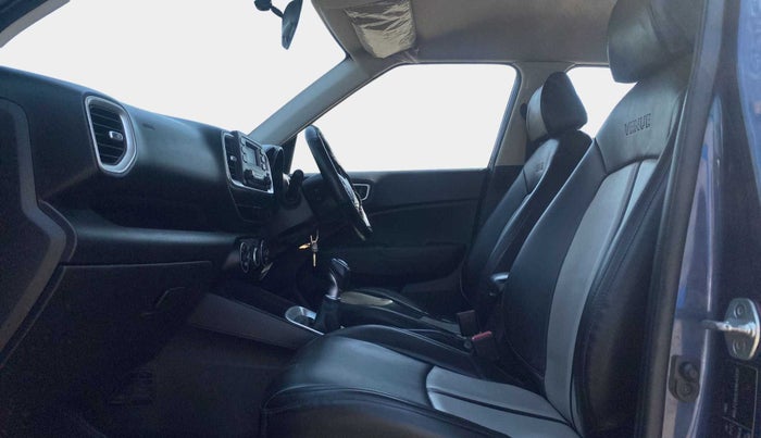 2019 Hyundai VENUE S 1.0 TURBO MT, Petrol, Manual, 71,792 km, Right Side Front Door Cabin