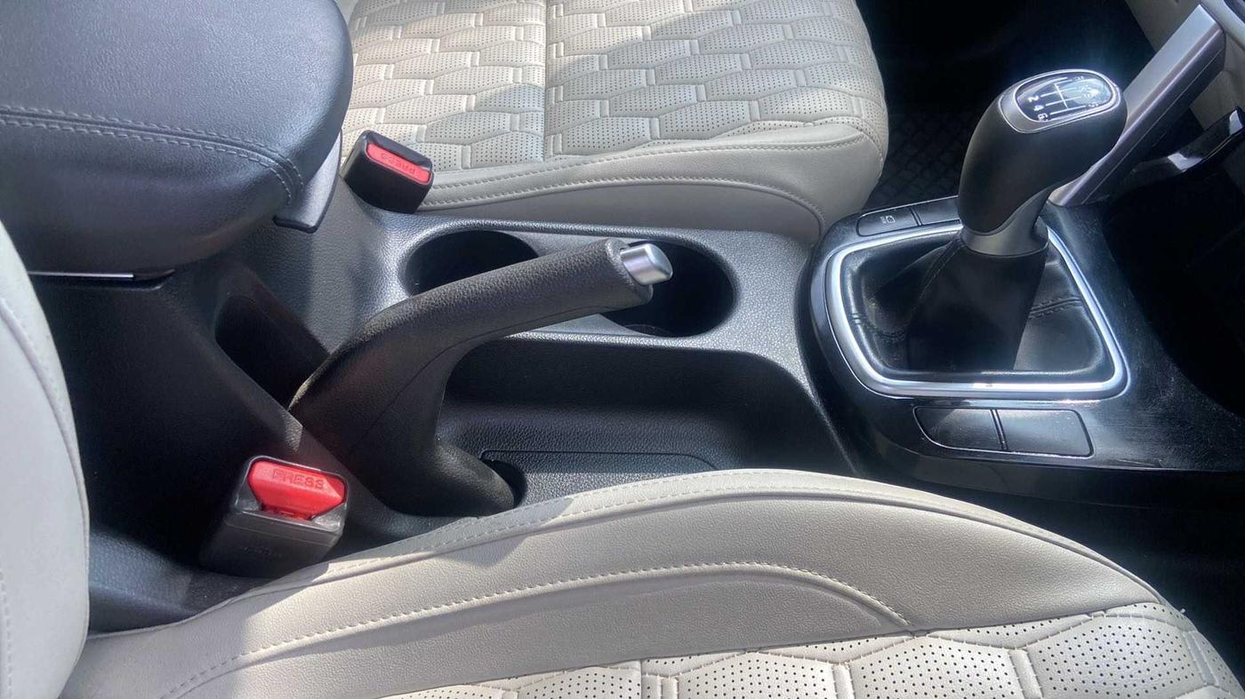 2021 KIA SELTOS HTX 1.5 PETROL, Petrol, Manual, 10,134 km, Gear Lever