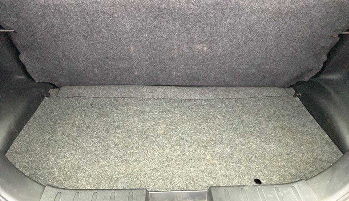 2021 Maruti Alto LXI, Petrol, Manual, 8,199 km, Boot Inside