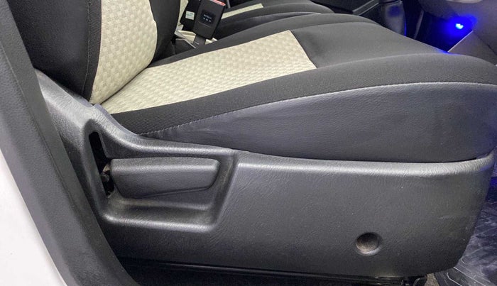 2021 Maruti Alto LXI, Petrol, Manual, 8,199 km, Driver Side Adjustment Panel