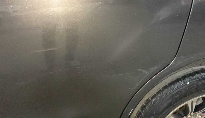 2015 Maruti Ertiga VDI SHVS, Diesel, Manual, 98,783 km, Rear left door - Minor scratches