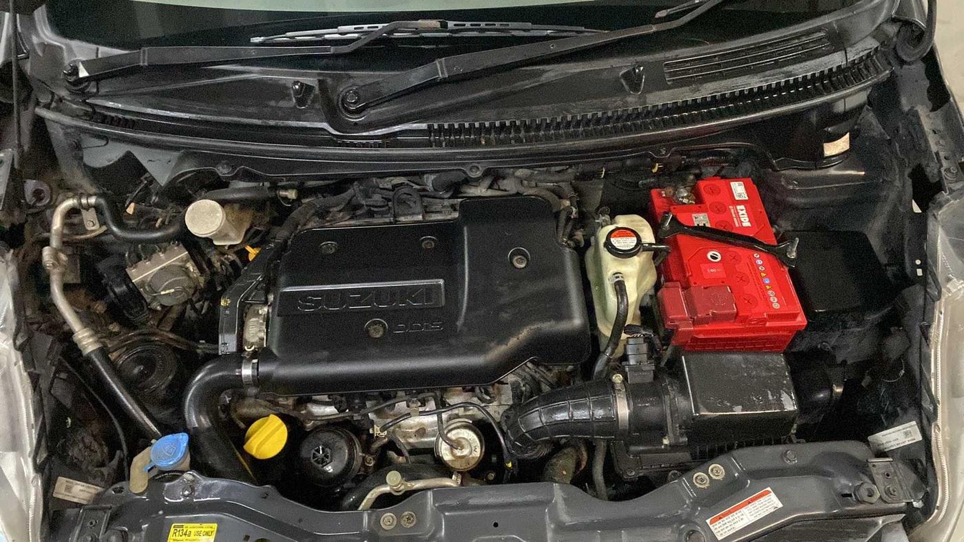 2015 Maruti Ertiga VDI SHVS, Diesel, Manual, 98,783 km, Open Bonet