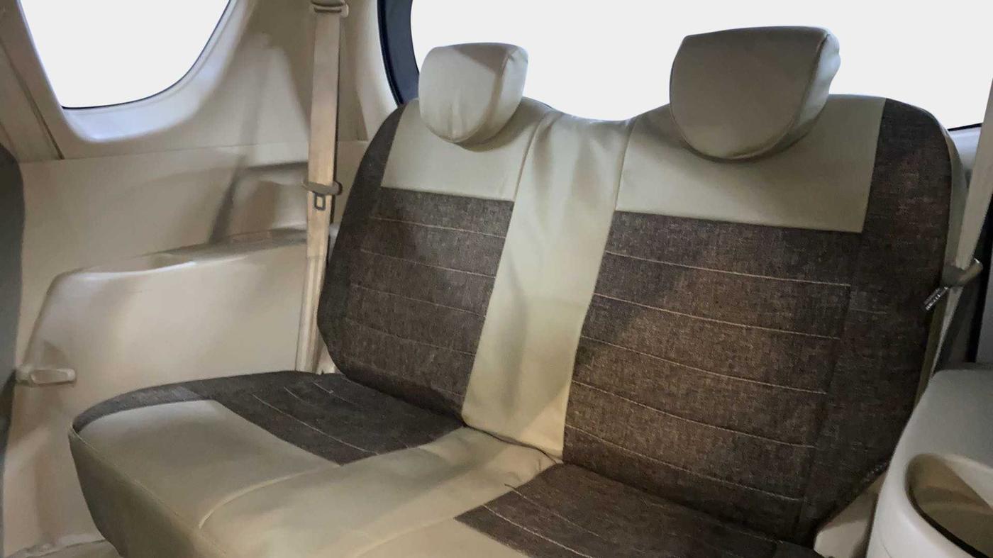 2015 Maruti Ertiga VDI SHVS, Diesel, Manual, 98,783 km, Third Seat Row ( optional )