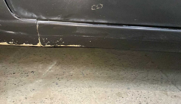 2015 Maruti Ertiga VDI SHVS, Diesel, Manual, 98,783 km, Left running board - Minor scratches