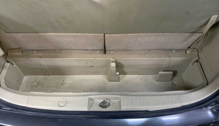 2015 Maruti Ertiga VDI SHVS, Diesel, Manual, 98,783 km, Boot Inside