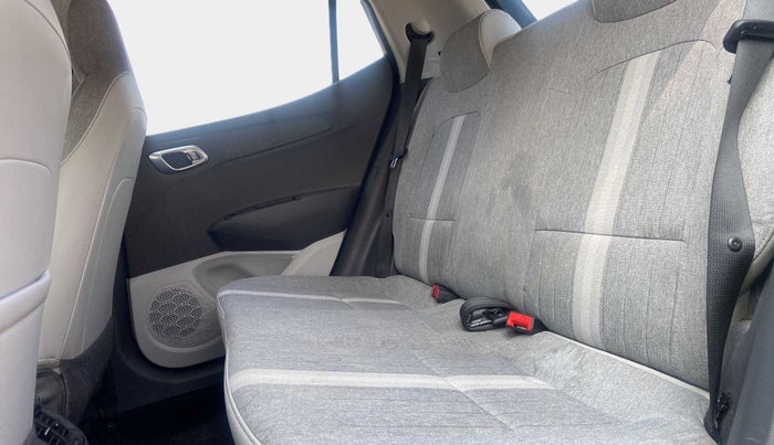 2019 Hyundai GRAND I10 NIOS SPORTZ AMT 1.2 KAPPA VTVT, Petrol, Automatic, 22,220 km, Right Side Rear Door Cabin