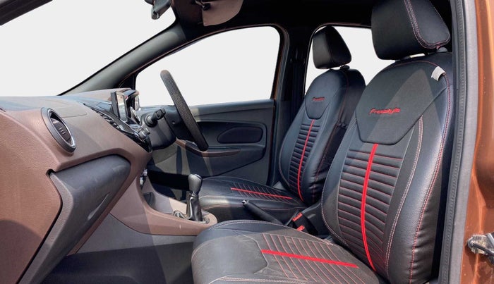 2018 Ford FREESTYLE TITANIUM 1.2 PETROL, Petrol, Manual, 25,201 km, Right Side Front Door Cabin