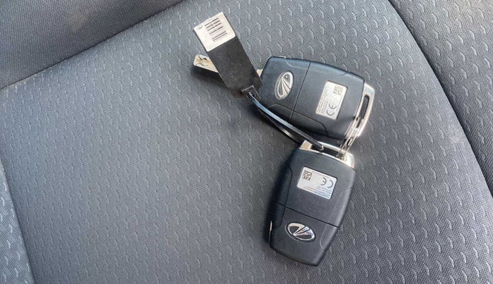 2019 Mahindra XUV300 W6 1.5 DIESEL, Diesel, Manual, 56,954 km, Key Close Up