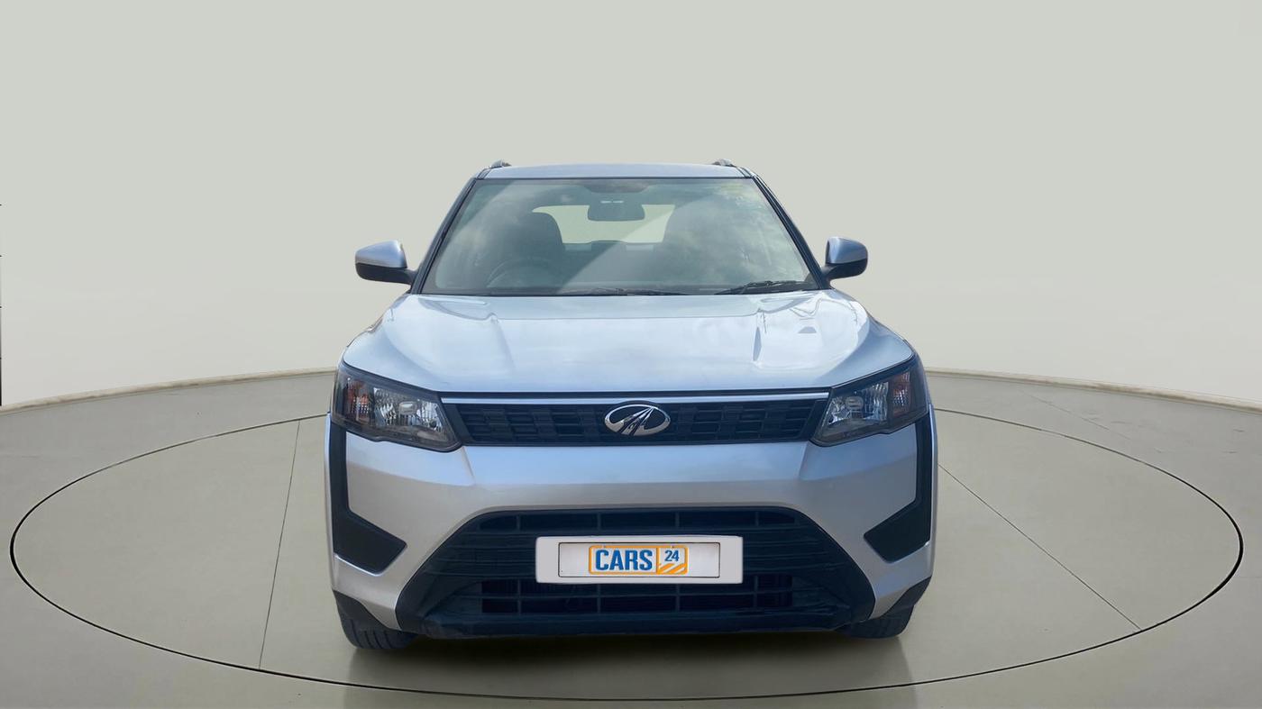 2019 Mahindra XUV300 W6 1.5 DIESEL, Diesel, Manual, 56,954 km, Front