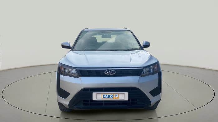 2019 Mahindra XUV300 W6 1.5 DIESEL, Diesel, Manual, 56,954 km, Front