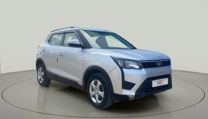 2019 Mahindra XUV300 W6 1.5 DIESEL, Diesel, Manual, 56,954 km, SRP