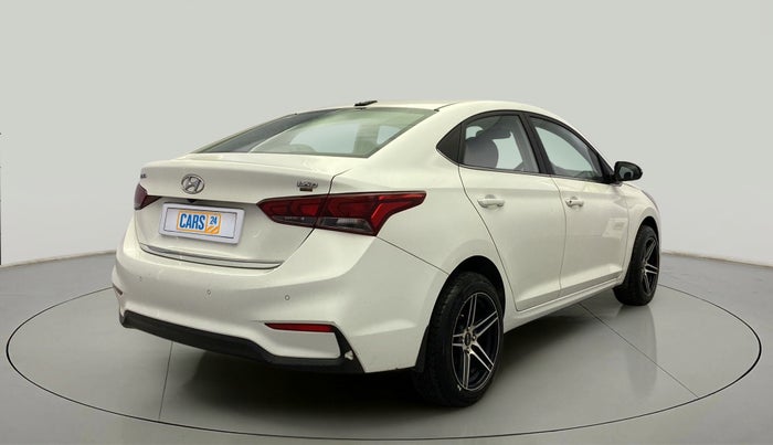 2017 Hyundai Verna 1.6 EX CRDI, Diesel, Manual, 81,471 km, Right Back Diagonal